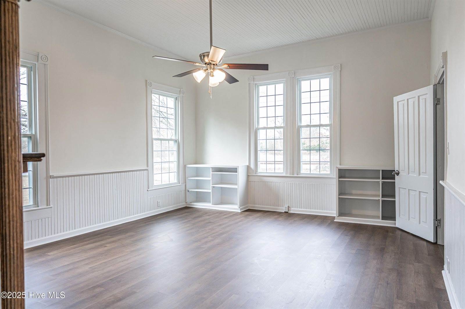 301 West Central Street, Maxton, NC 28364