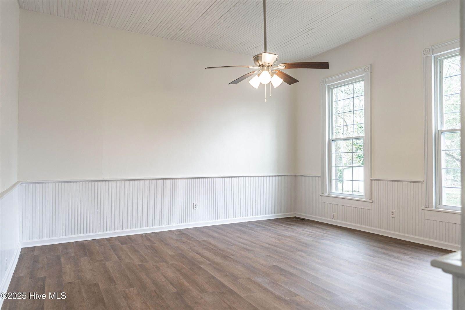 301 West Central Street, Maxton, NC 28364