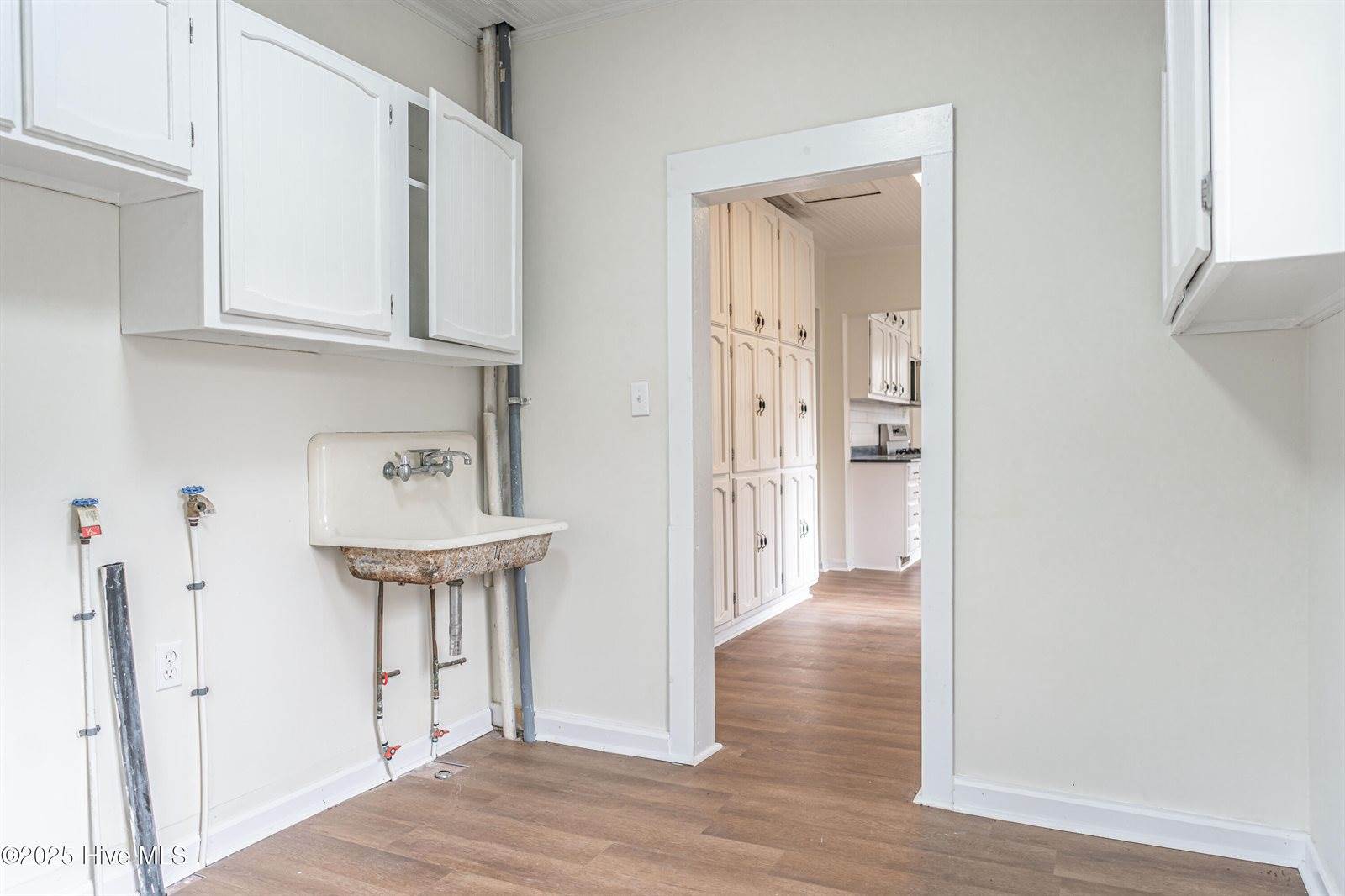 301 West Central Street, Maxton, NC 28364