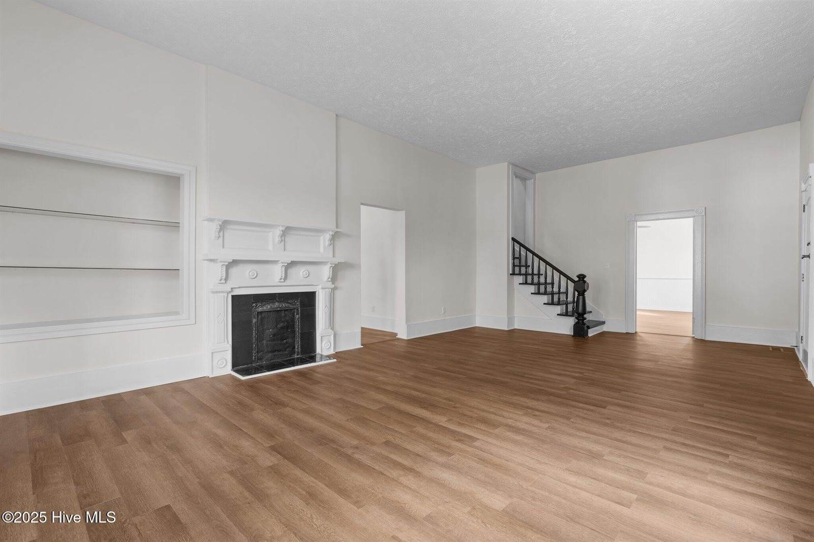 301 West Central Street, Robeson County, NC 28364