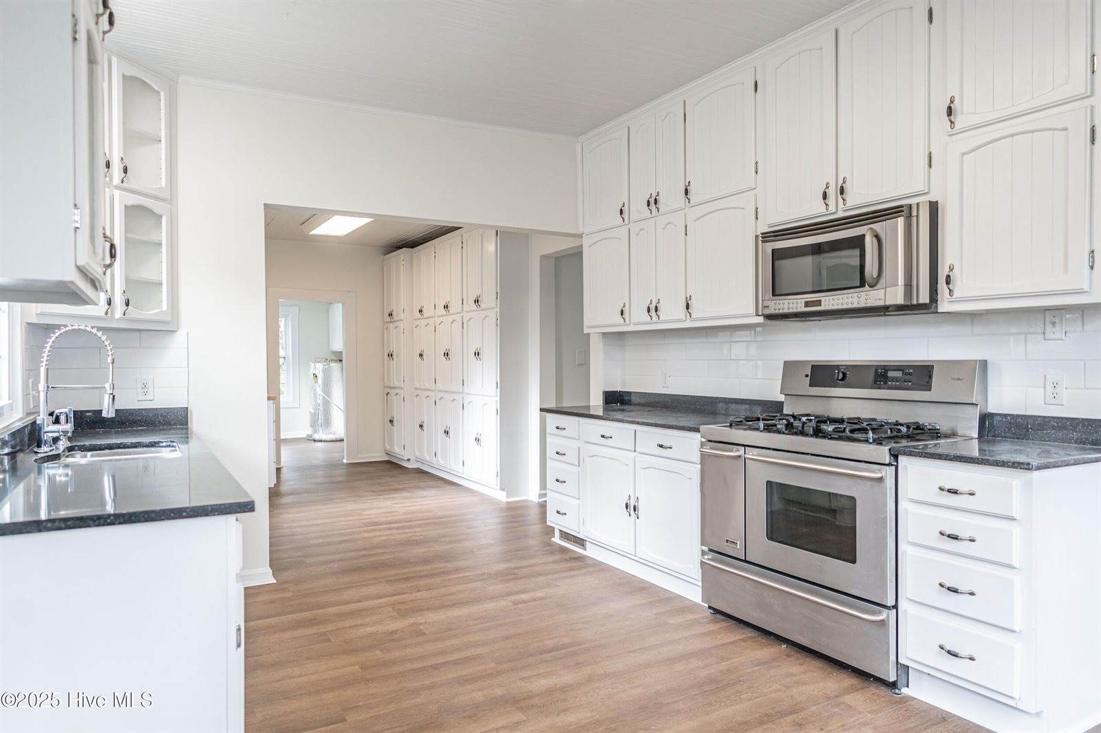 301 West Central Street, Maxton, NC 28364