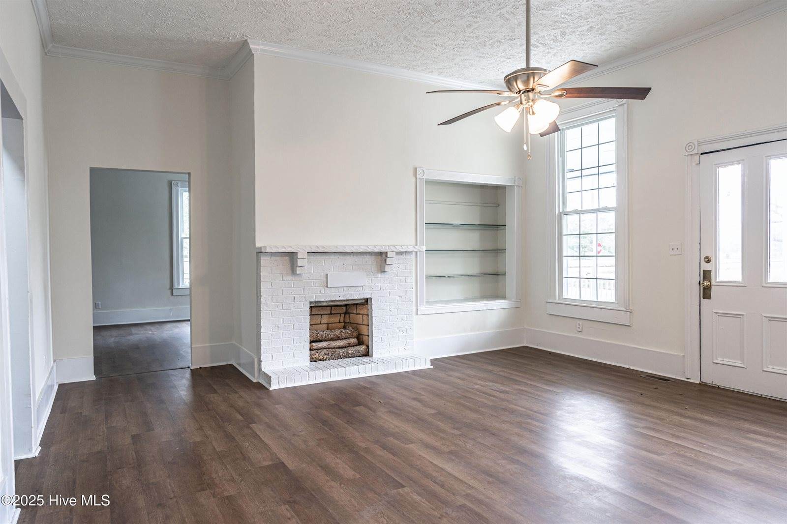 301 West Central Street, Maxton, NC 28364