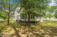 301 West Central Street, Maxton, NC 28364