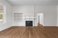 301 West Central Street, Robeson County, NC 28364