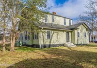 301 West Central Street, Maxton, NC 28364