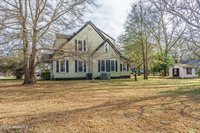 301 West Central Street, Maxton, NC 28364