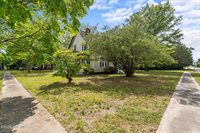 301 West Central Street, Robeson County, NC 28364