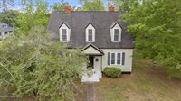 301 West Central Street, Robeson County, NC 28364