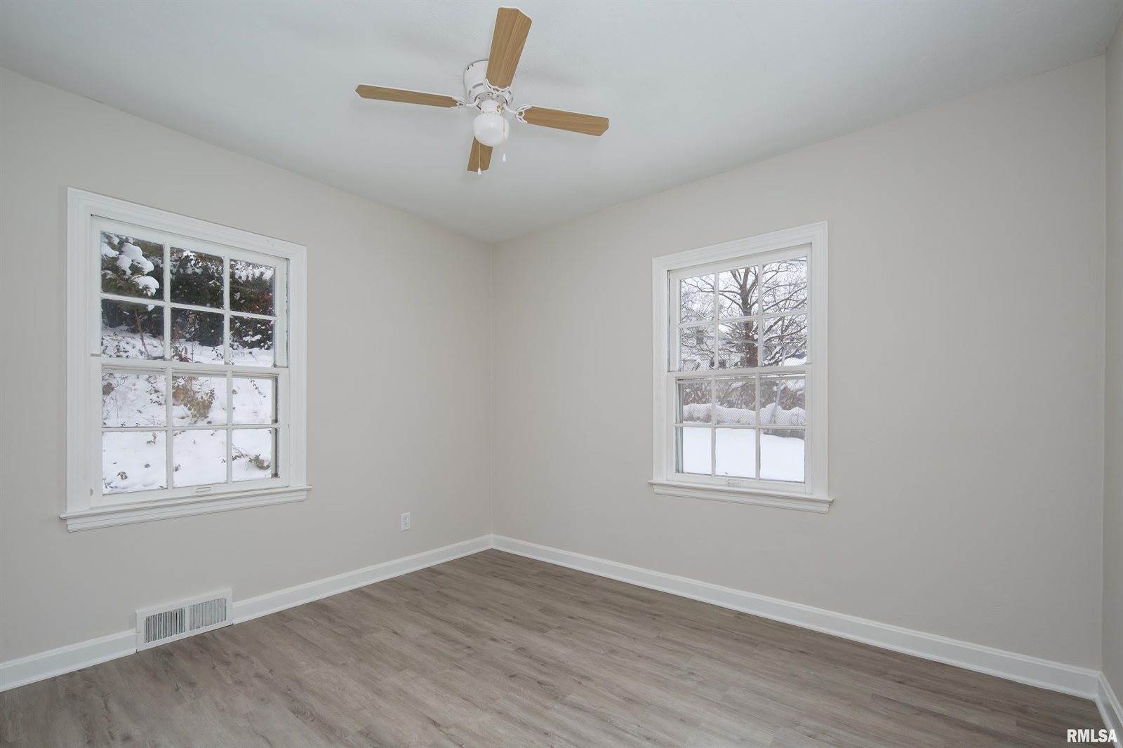 1310 Kirkwood Boulevard, Davenport, IA 52803