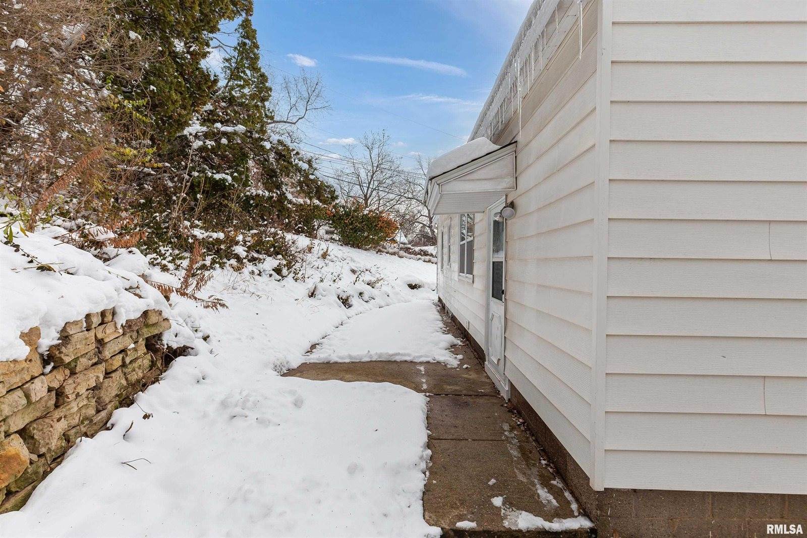 1310 Kirkwood Boulevard, Davenport, IA 52803