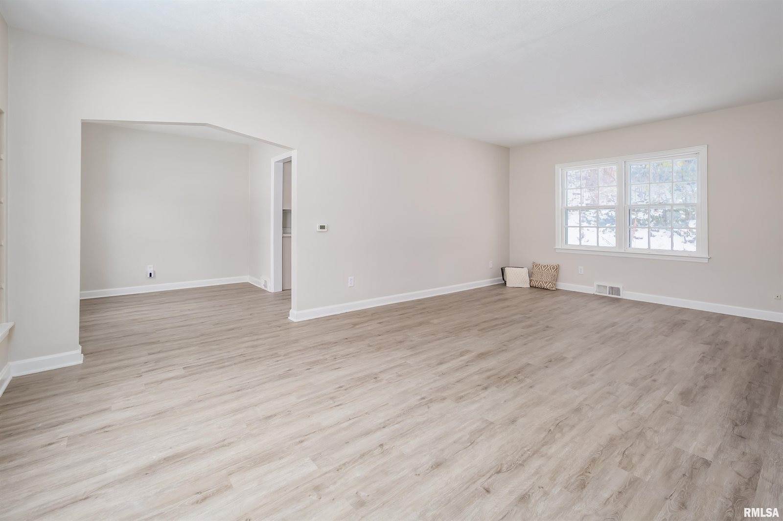 1310 Kirkwood Boulevard, Davenport, IA 52803