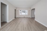 1310 Kirkwood Boulevard, Davenport, IA 52803