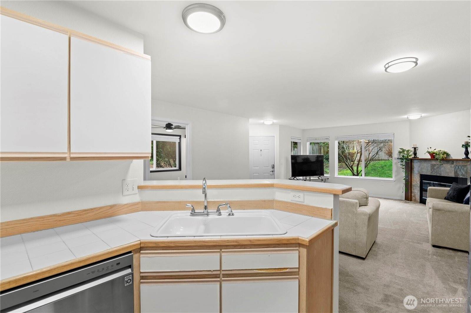 9210 Market Place, Lake Stevens, WA 98258