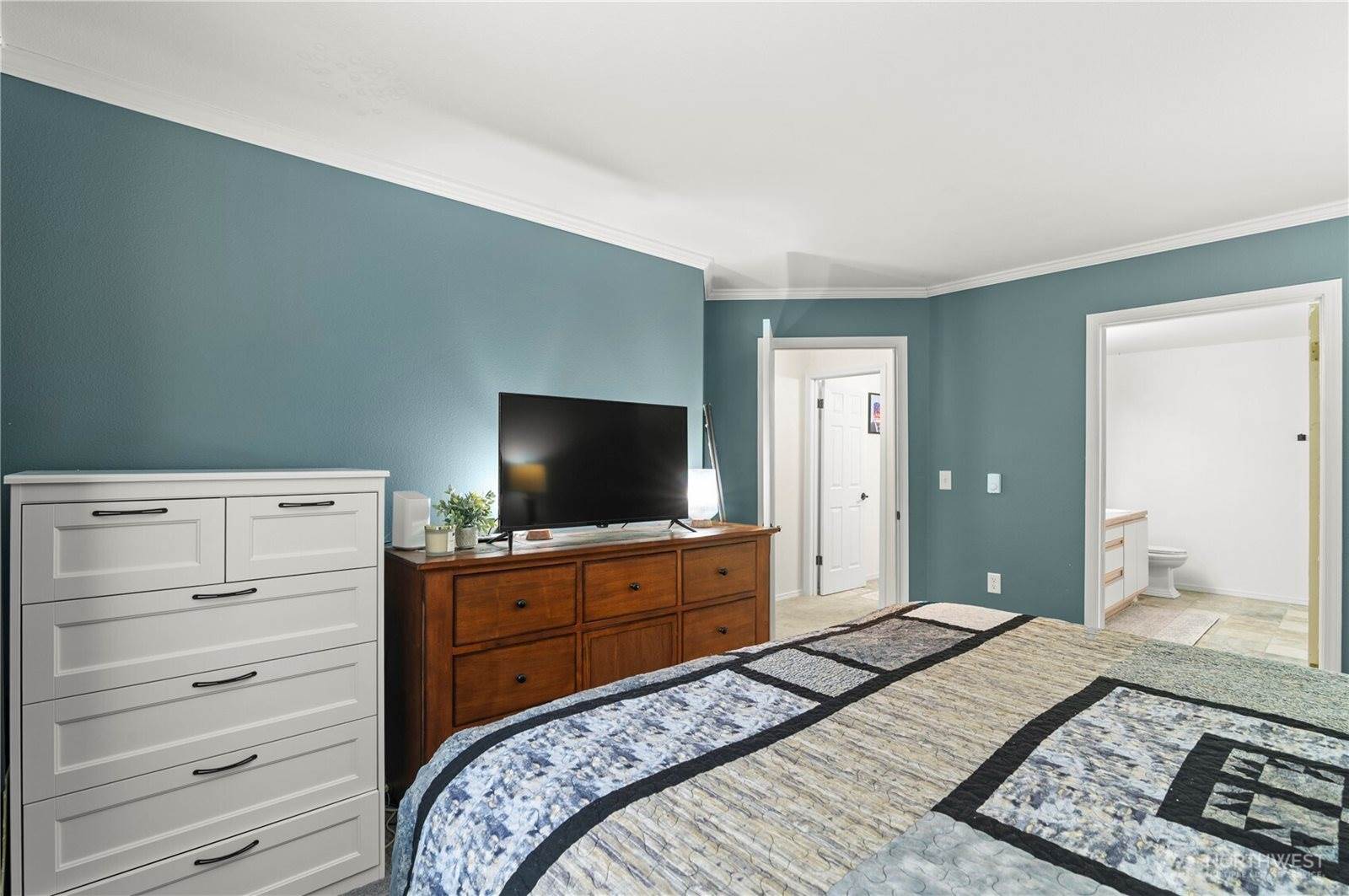 9210 Market Place, Lake Stevens, WA 98258