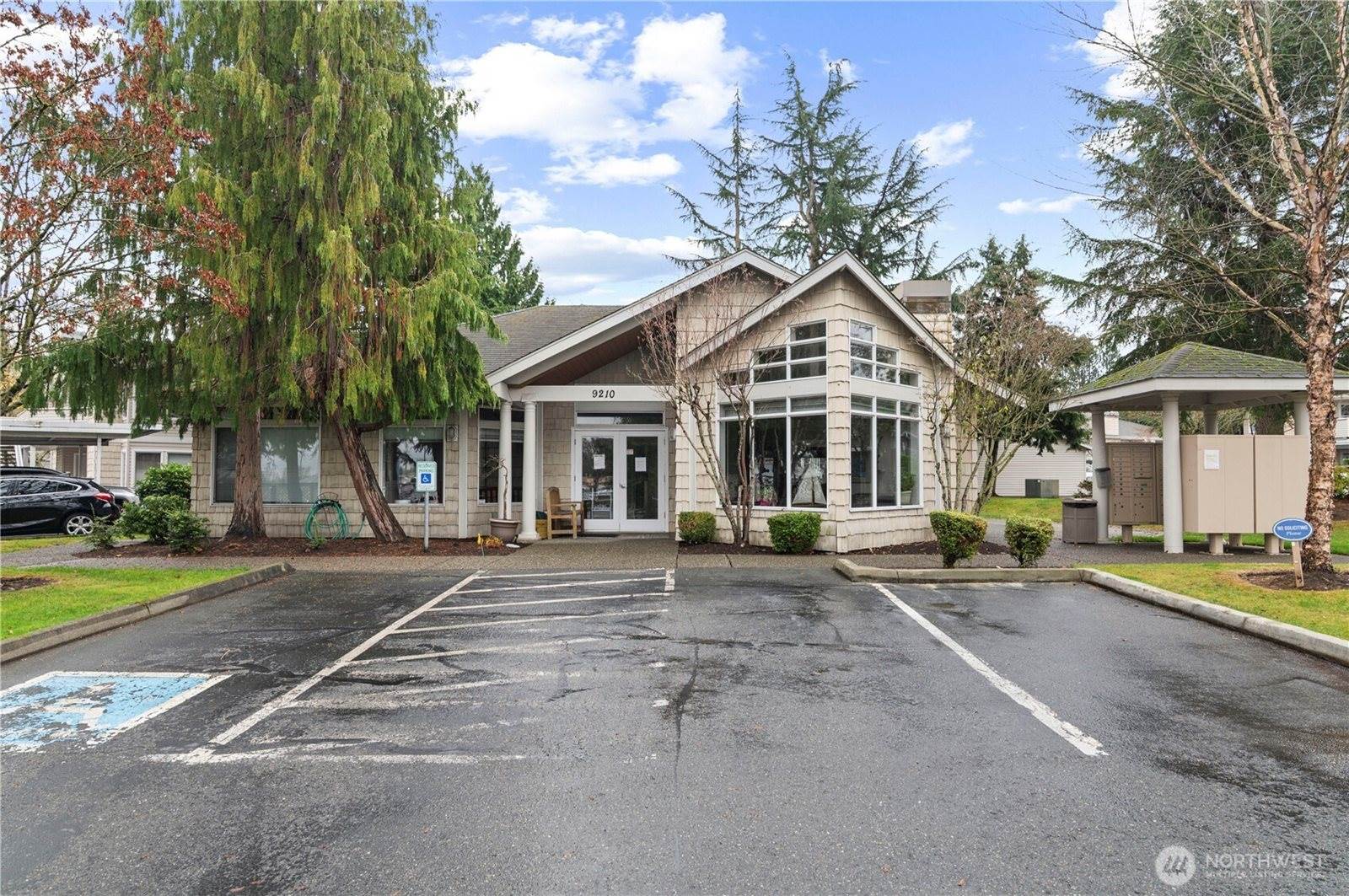 9210 Market Place, Lake Stevens, WA 98258