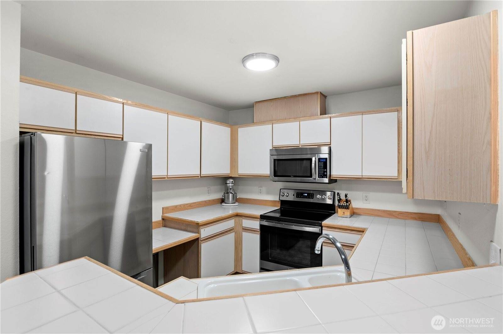 9210 Market Place, Lake Stevens, WA 98258