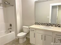 3221 Deol Lane, Mount Vernon, WA 98273