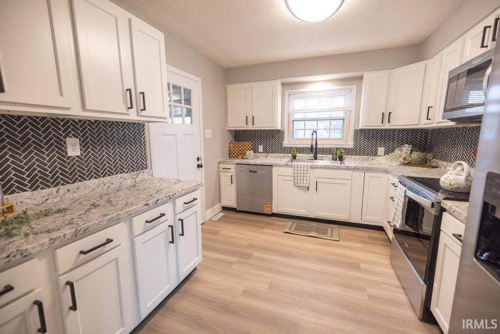 1308 N Woodridge Avenue, Muncie, IN 47304