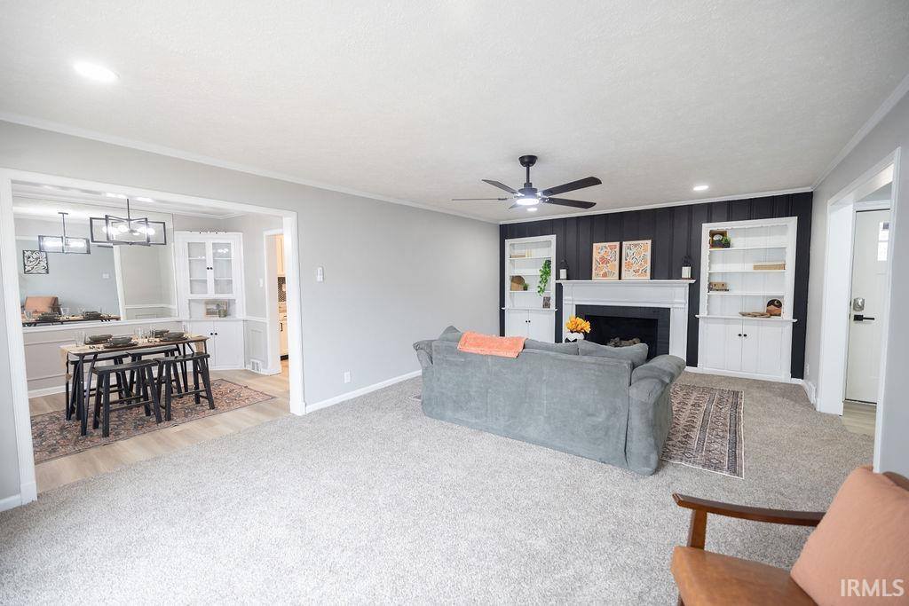 1308 N Woodridge Avenue, Muncie, IN 47304