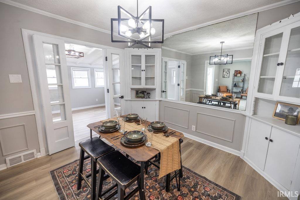 1308 N Woodridge Avenue, Muncie, IN 47304