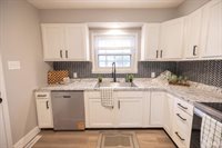 1308 N Woodridge Avenue, Muncie, IN 47304