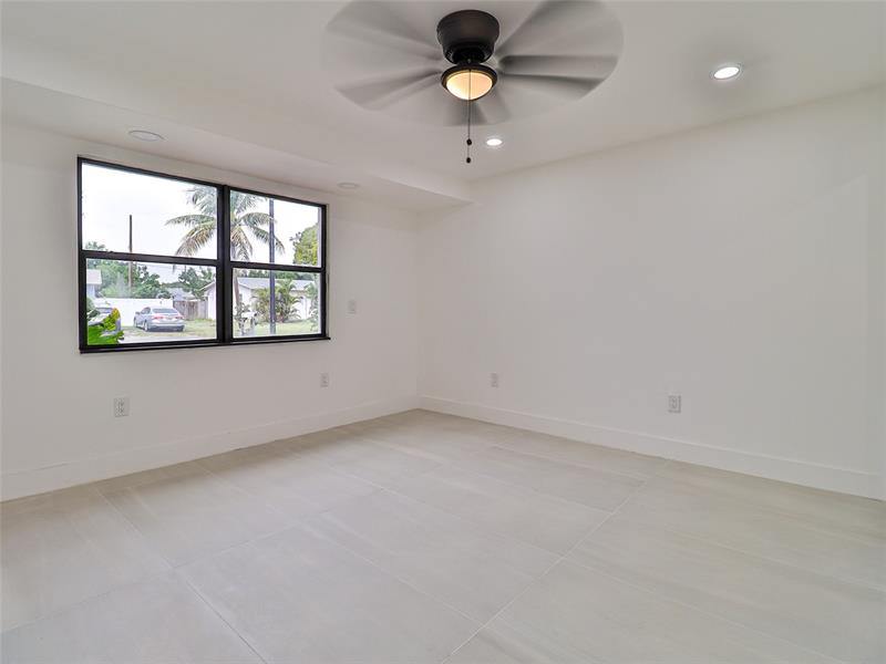 2820 NE 9th Ter, Pompano Beach, FL 33064