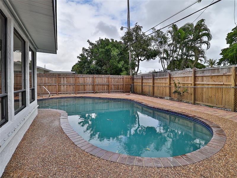 2820 NE 9th Ter, Pompano Beach, FL 33064