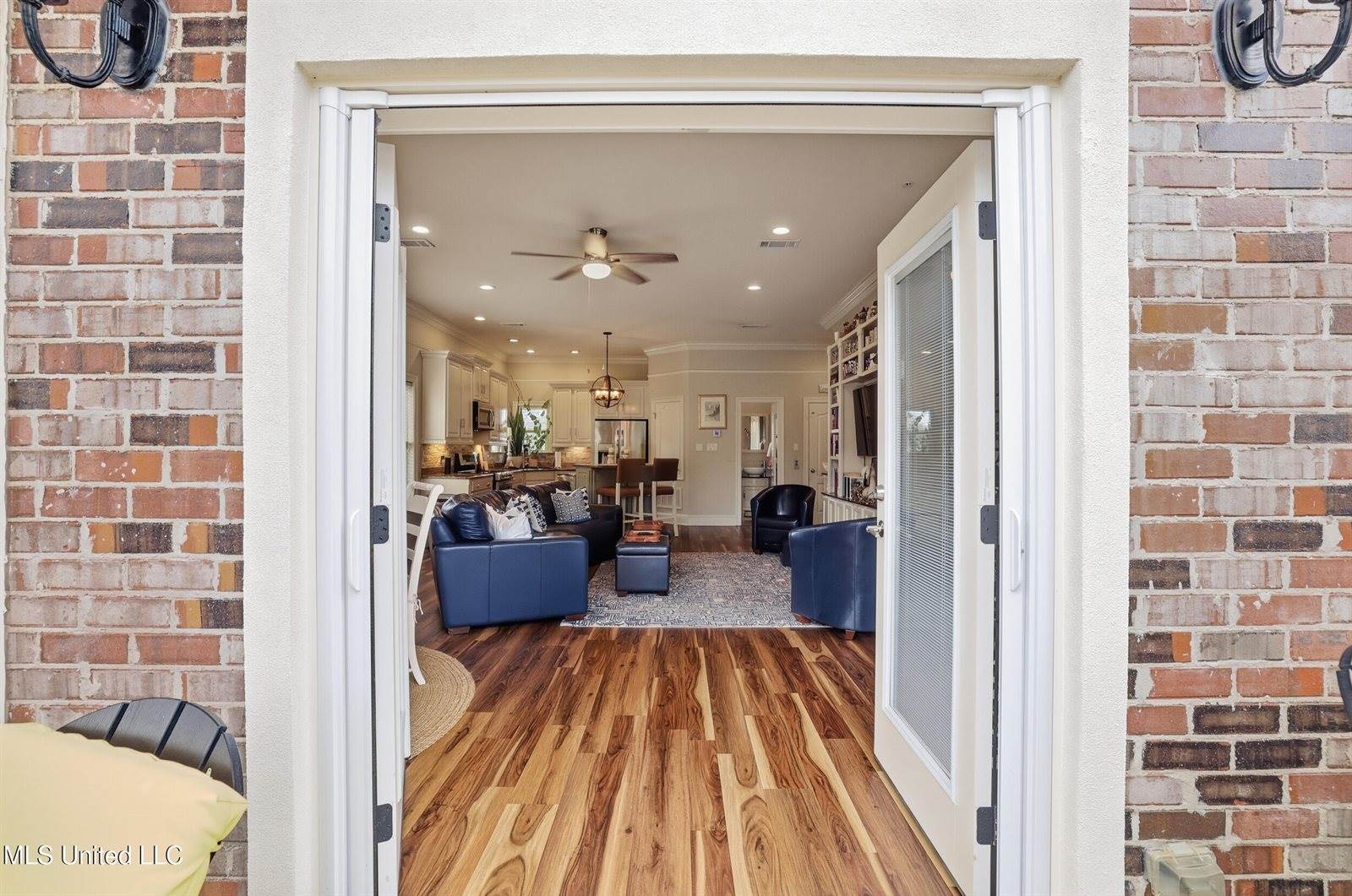 17 Oak Alley Lane, Long Beach, MS 39560