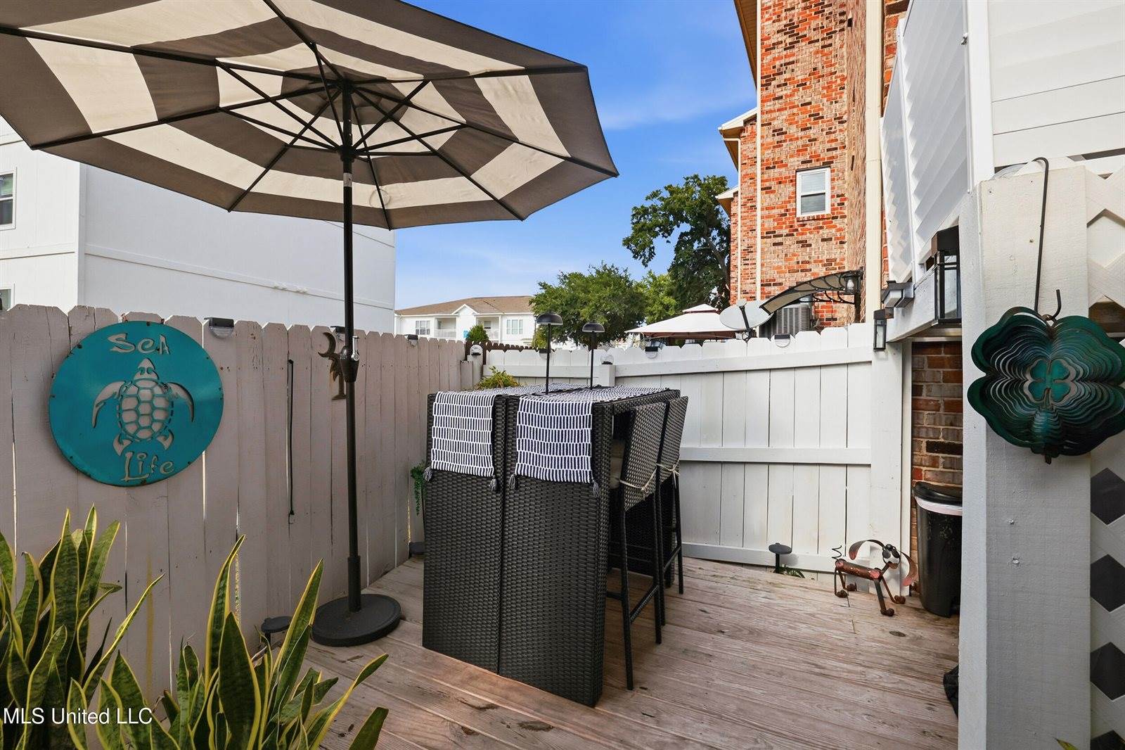 17 Oak Alley Lane, Long Beach, MS 39560