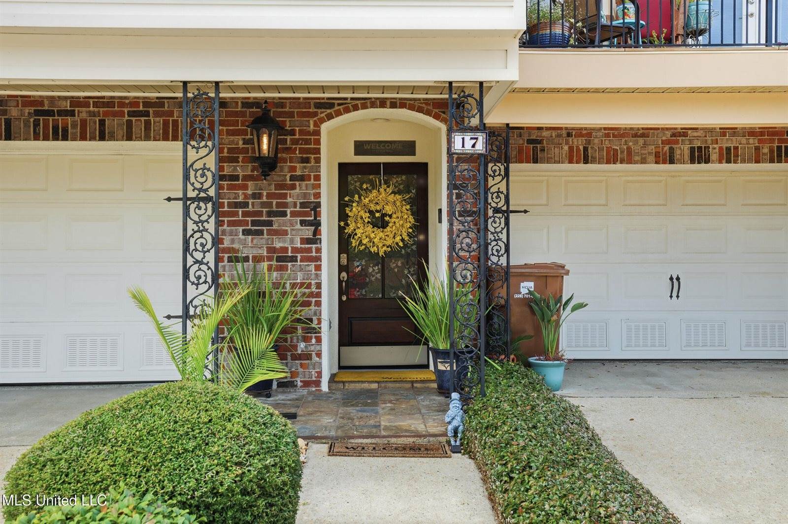 17 Oak Alley Lane, Long Beach, MS 39560