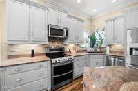 17 Oak Alley Lane, Long Beach, MS 39560