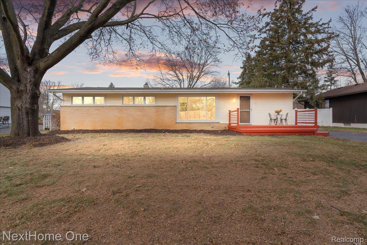 60658 Sue Street, SouthLyonCity_Oakland, MI 48178