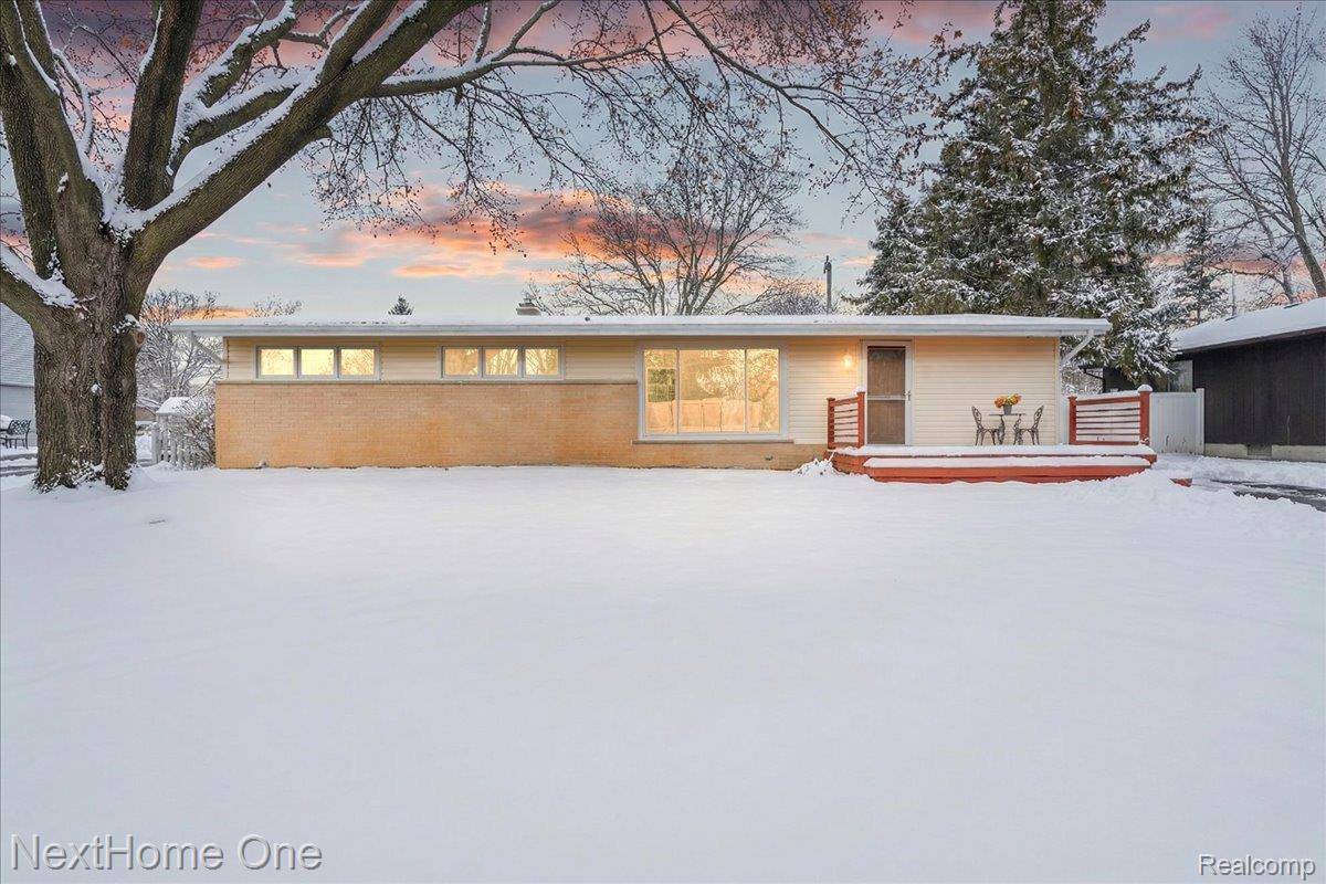 60658 Sue Street, SouthLyonCity_Oakland, MI 48178