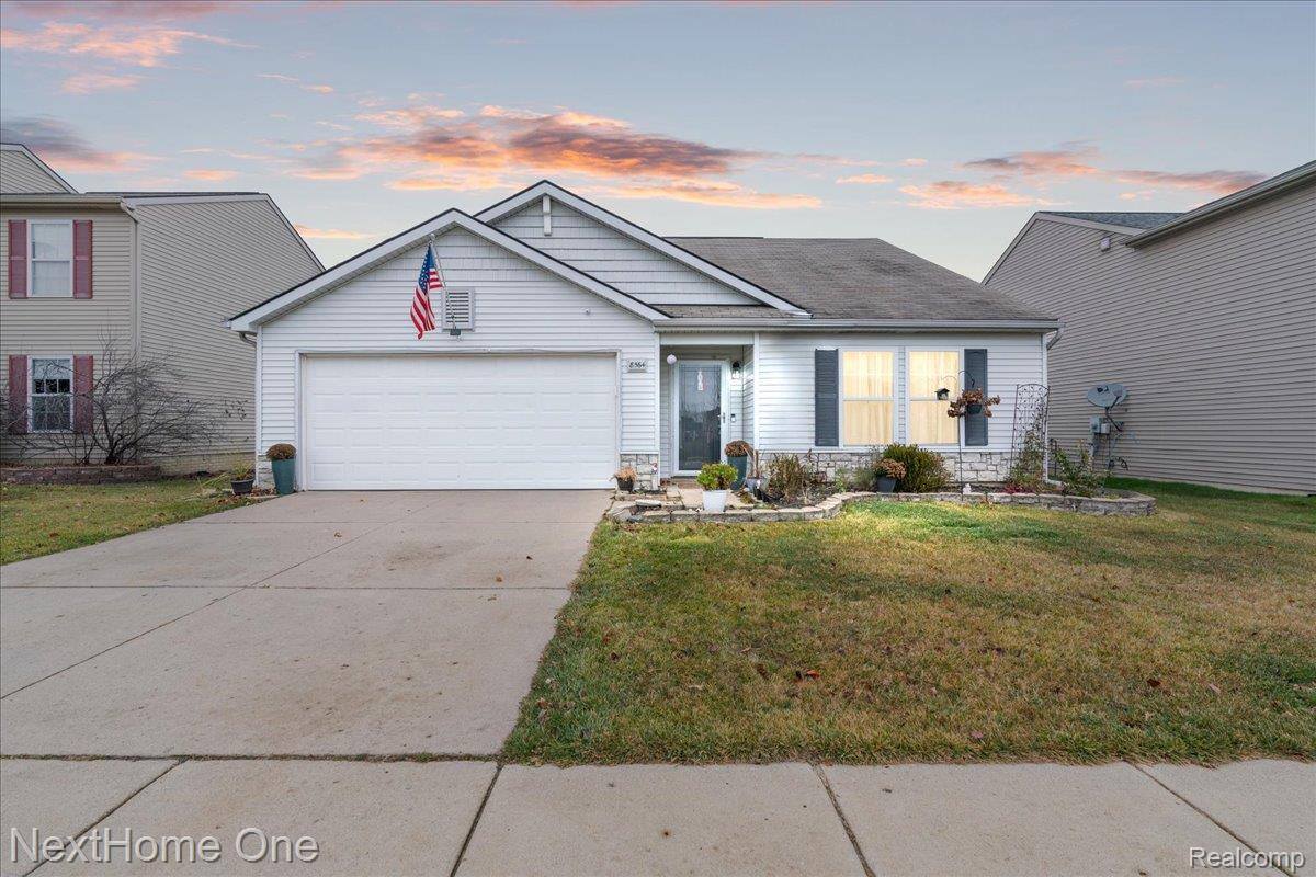 8564 Fox River Drive, FowlervilleVillage_Livingston, MI 48836