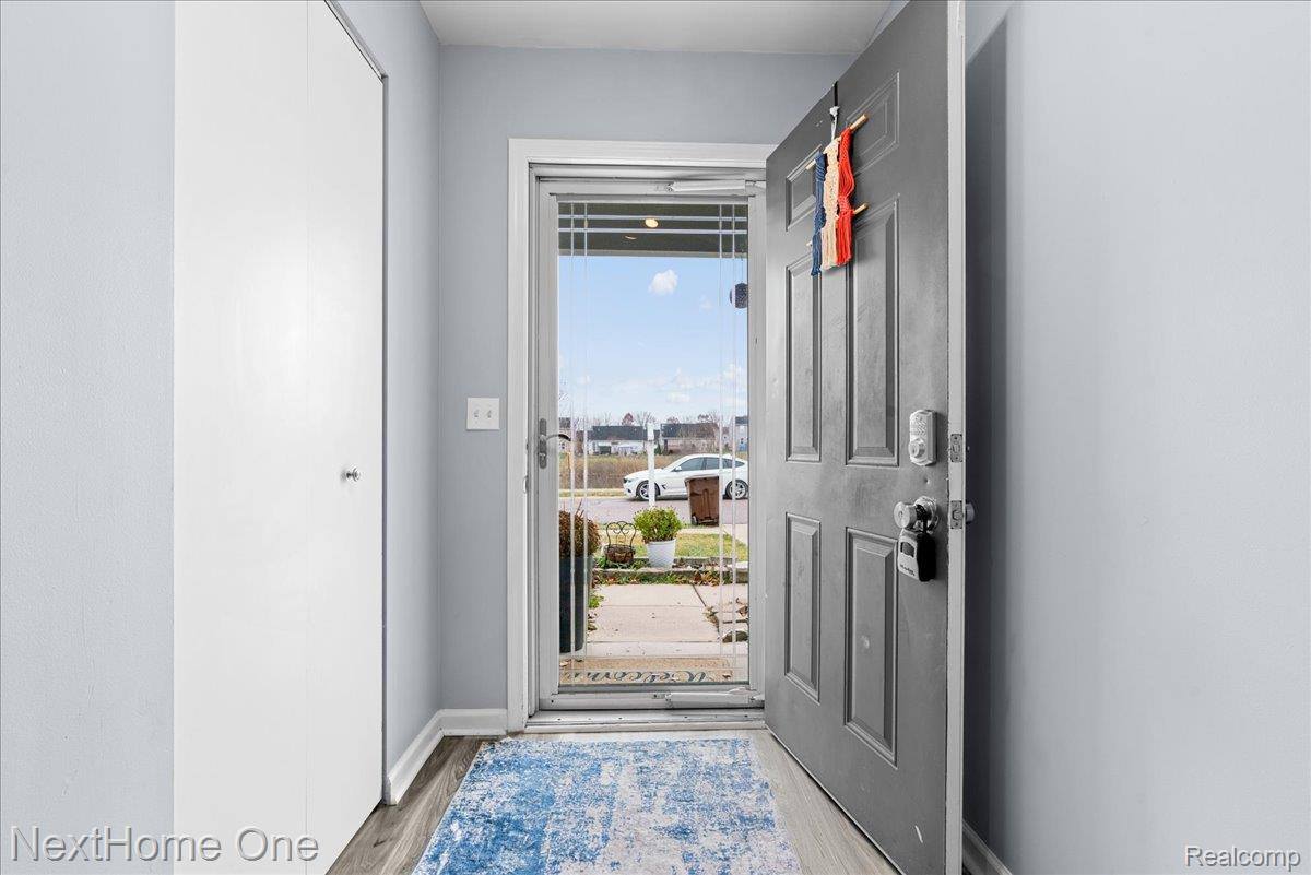 8564 Fox River Drive, FowlervilleVillage_Livingston, MI 48836