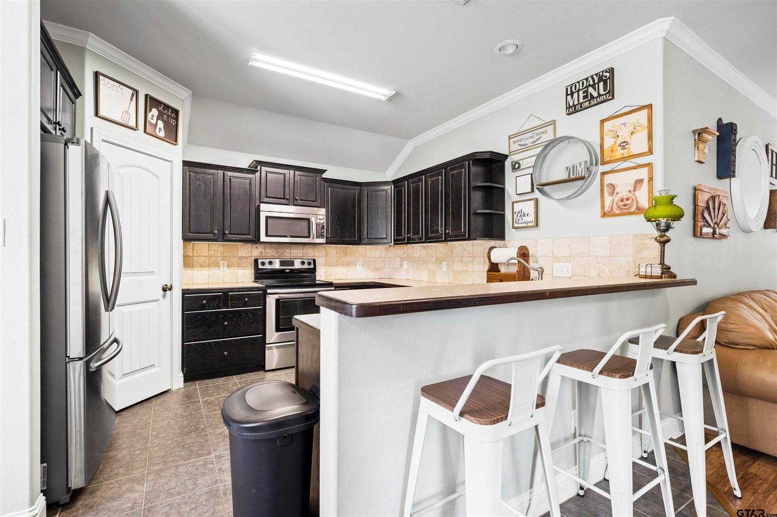 16785 S Lakeview Dr, Troup, TX 75789