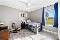 16785 S Lakeview Dr, Troup, TX 75789