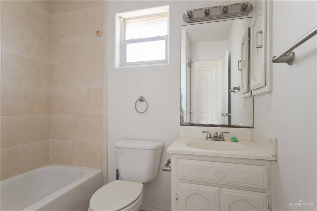 705 West Bronze Drive, #1, Pharr, TX 78577