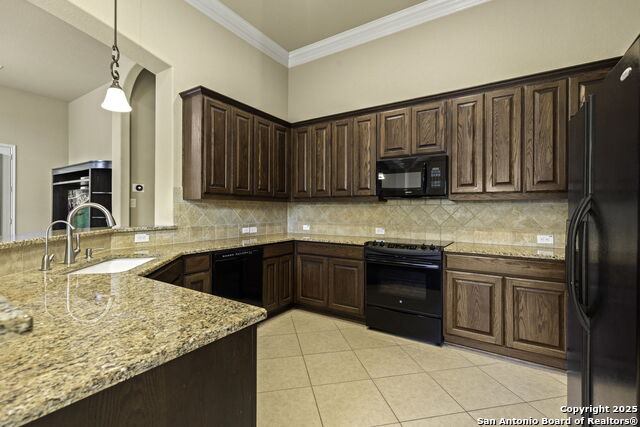 8250 Cruiseship Bay, San Antonio, TX 78255