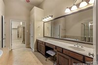 8250 Cruiseship Bay, San Antonio, TX 78255