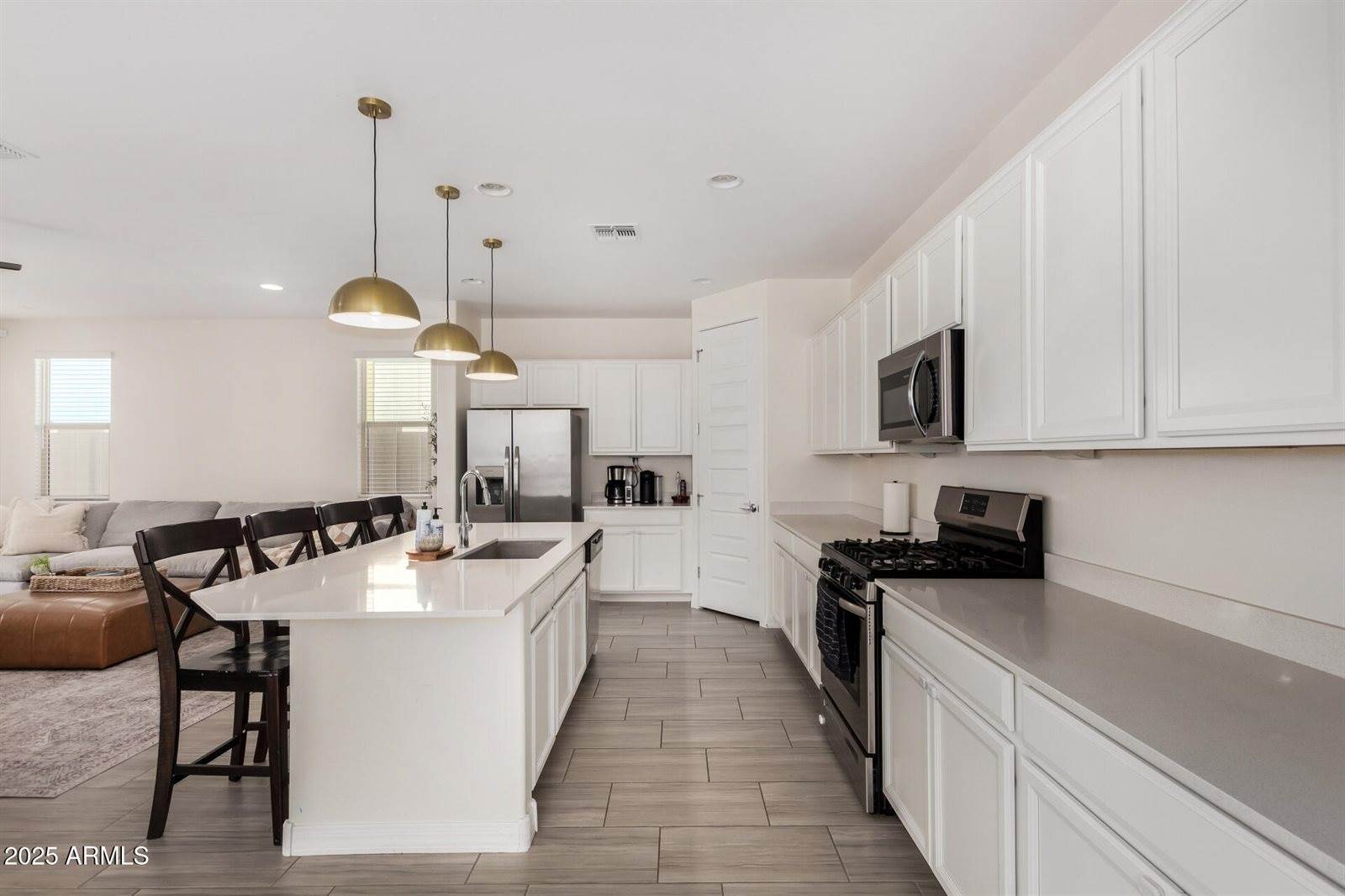 2652 South Prospector Point Road, Apache Junction, AZ 85119