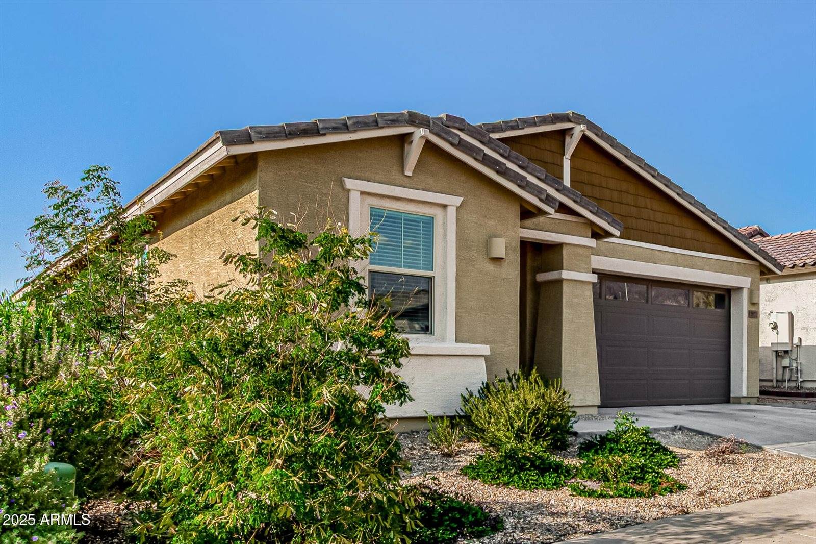 2652 South Prospector Point Road, Apache Junction, AZ 85119