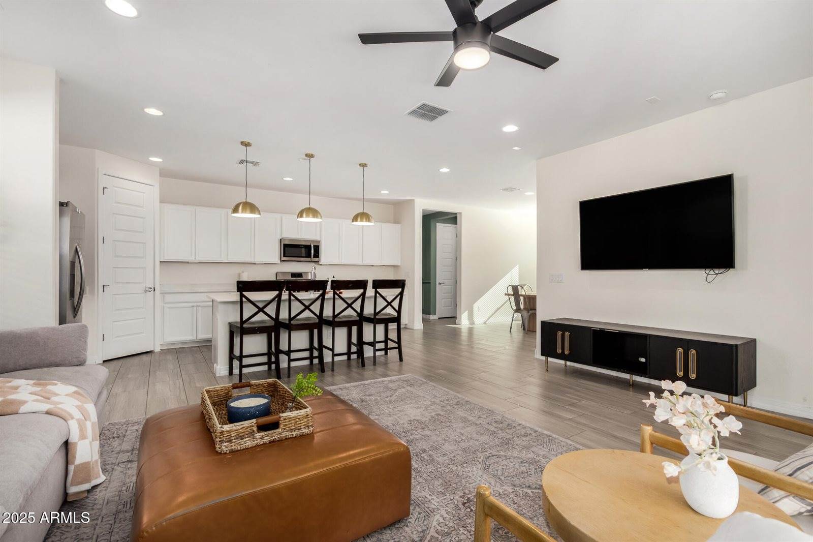 2652 South Prospector Point Road, Apache Junction, AZ 85119