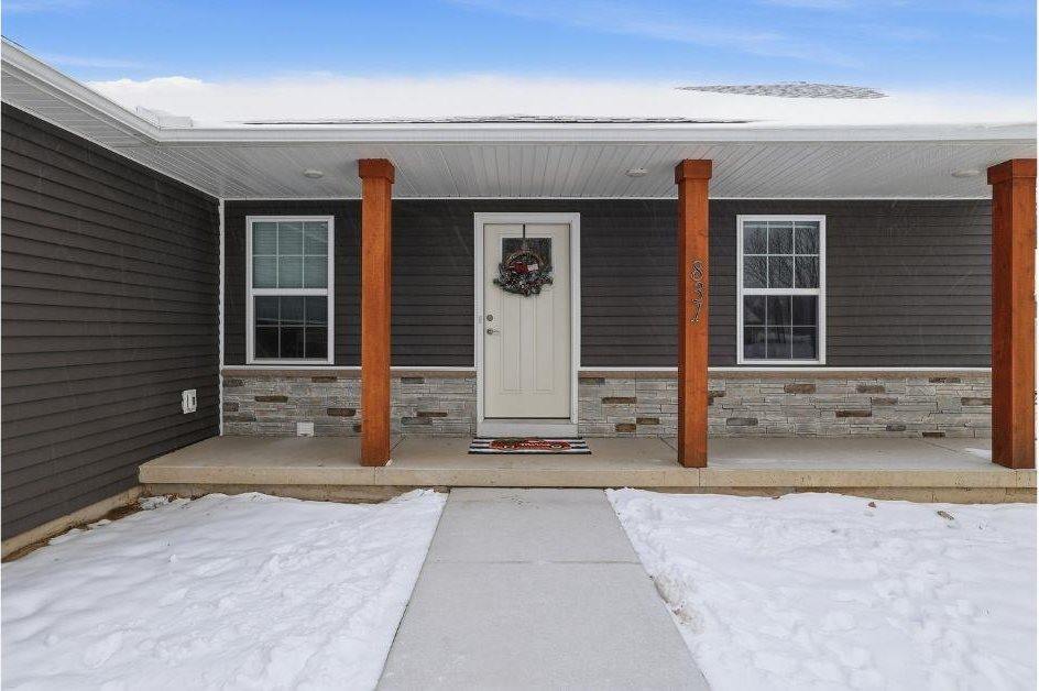 831 Fairway Drive, Mosinee, WI 54455