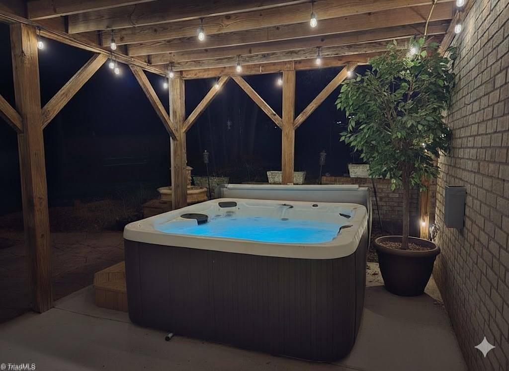 6505 Heron Point Court, Belews Creek, NC 27009