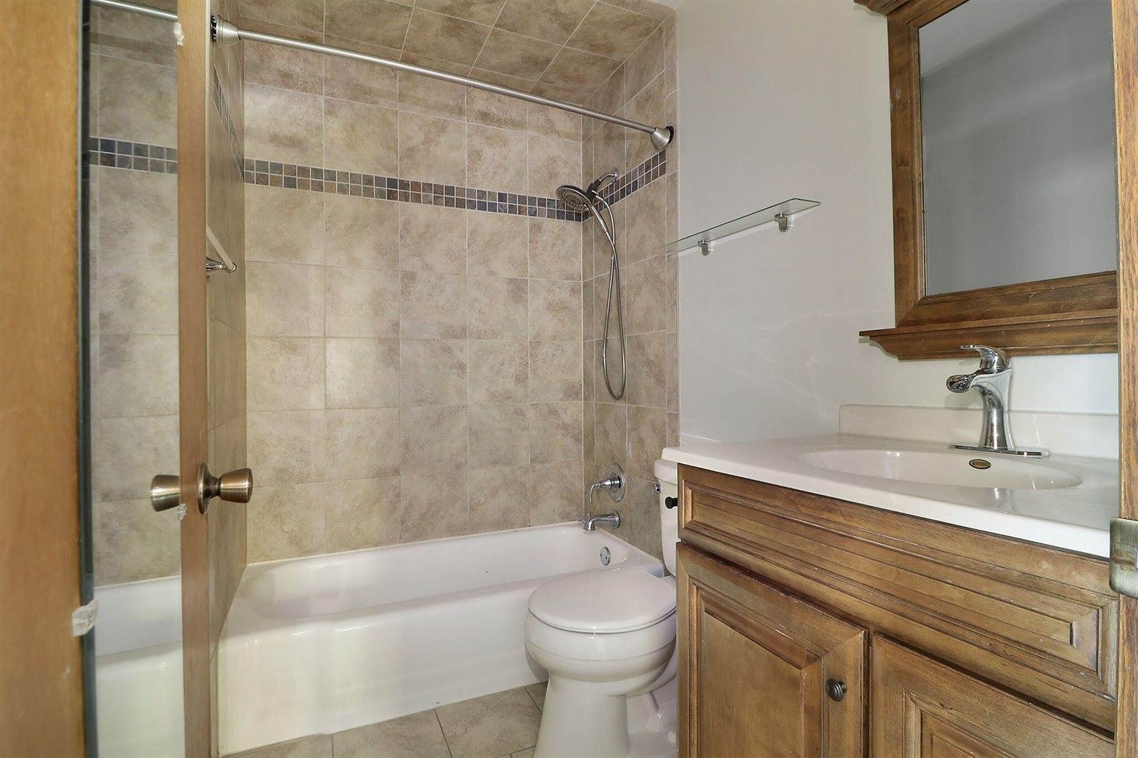 7840 43rd Ave, Kenosha, WI 53142