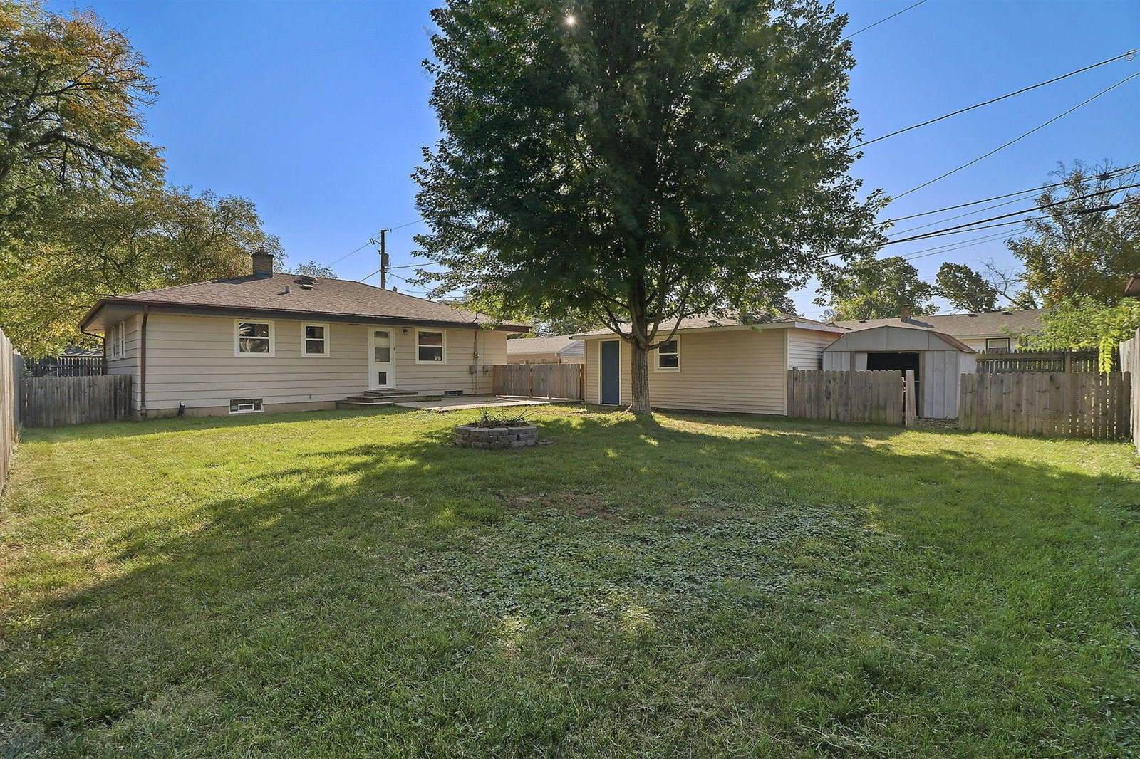 7840 43rd Ave, Kenosha, WI 53142