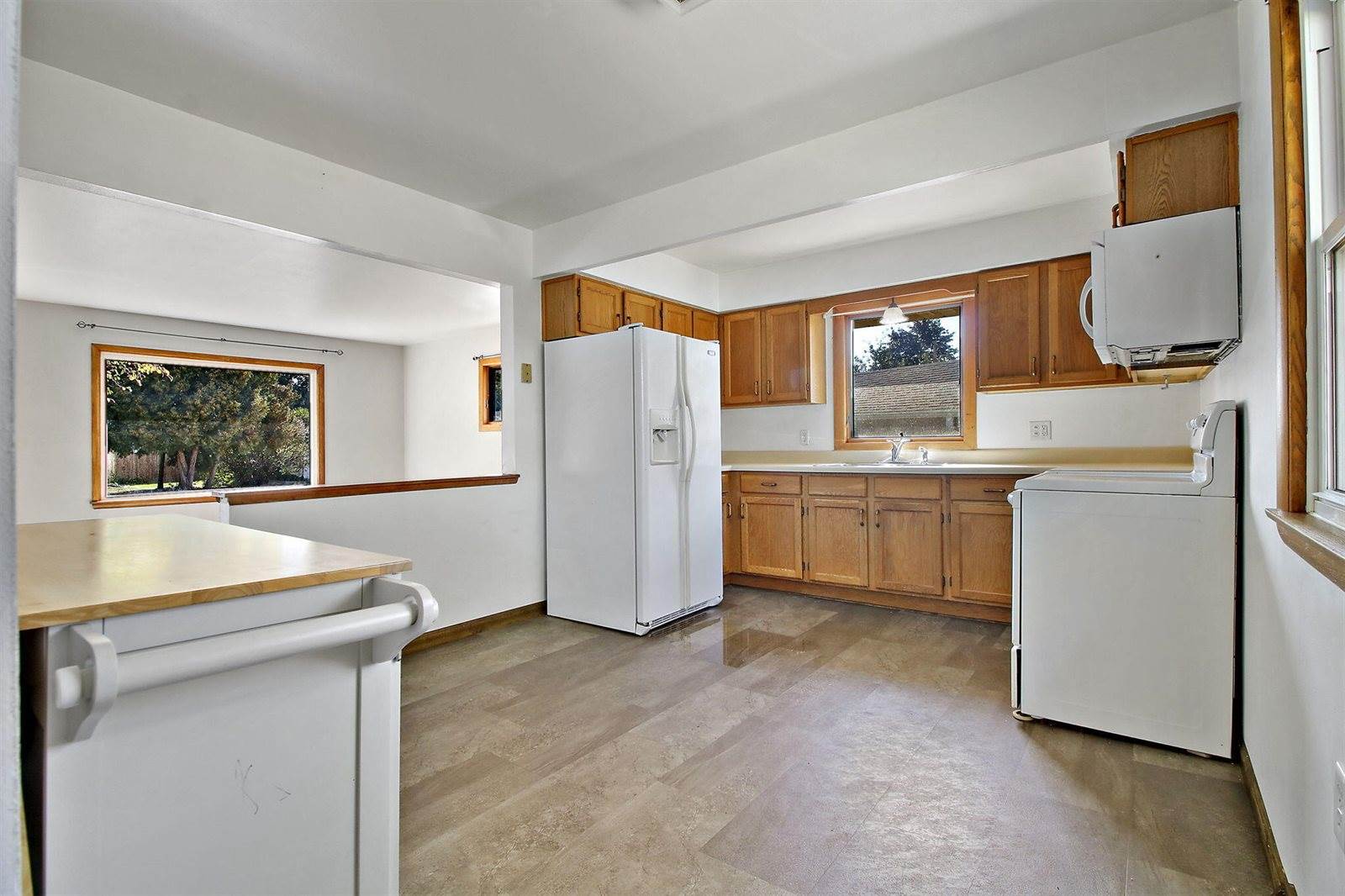 7840 43rd Ave, Kenosha, WI 53142