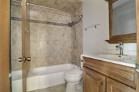 7840 43rd Ave, Kenosha, WI 53142