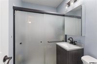 7407 South 72 Avenue, La Vista, NE 68128